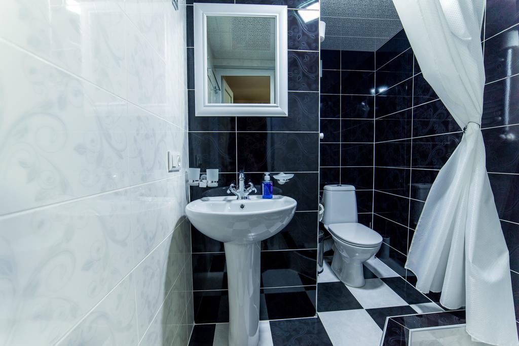 Hotel Guglux &Wine Cellar Telavi Kültér fotó