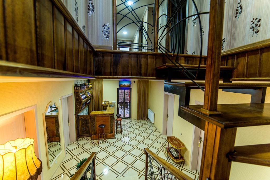 Hotel Guglux &Wine Cellar Telavi Kültér fotó